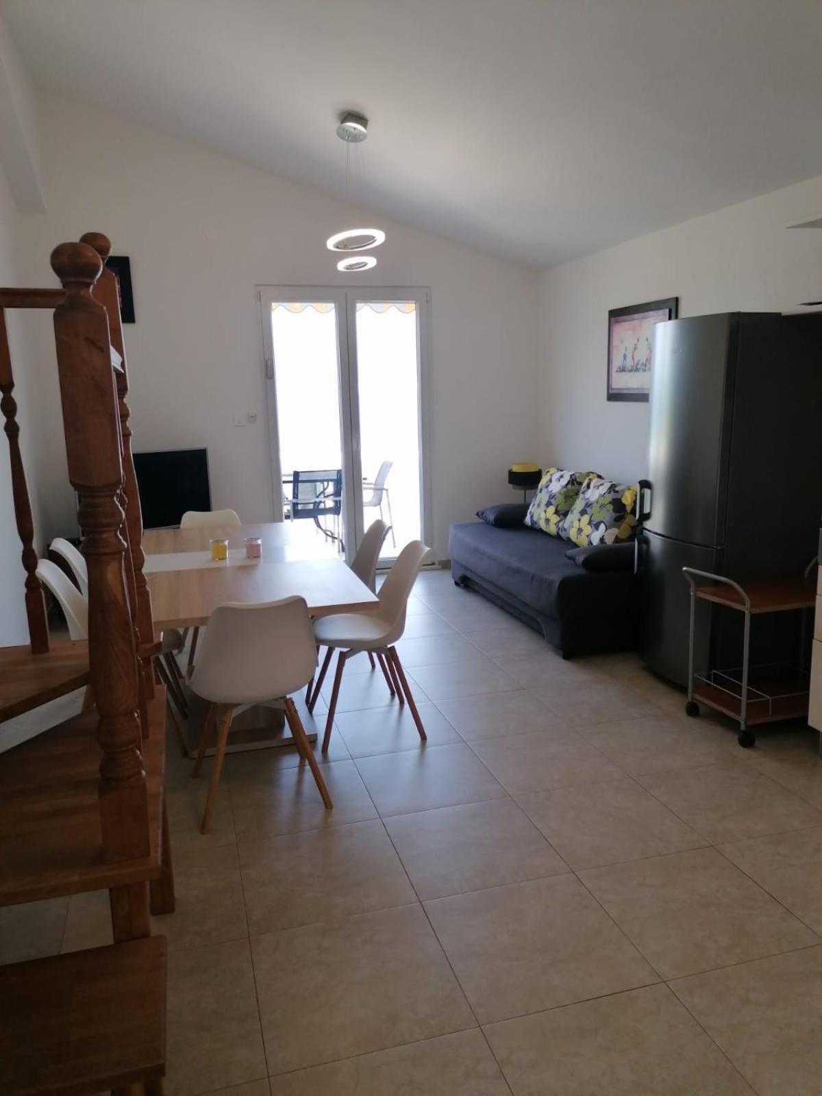 Apartments Villa Julia 特罗吉尔 外观 照片