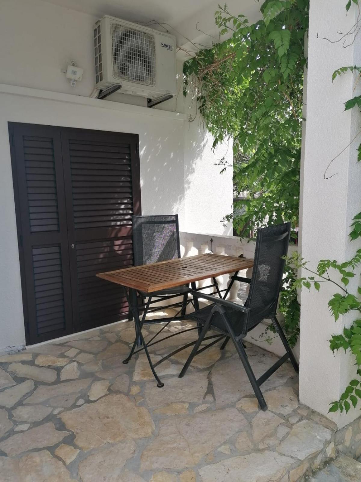 Apartments Villa Julia 特罗吉尔 外观 照片